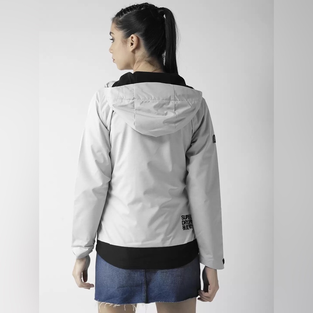 Women’s Superdry Grey Solid Windcheater Sporty Ja… - image 3